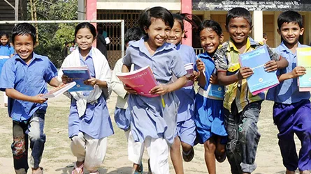 স্কুলে ভর্তির লটারি চলছে, ফল দুপুর ২টায়