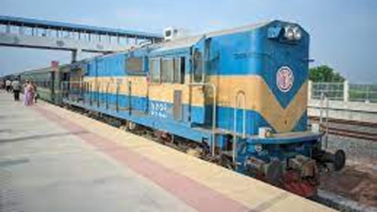 Nakshikantha commuter train