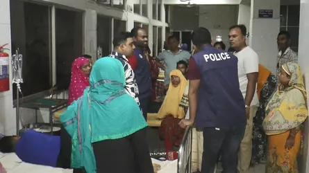 মাদারীপুরে পারিবারিক বিরোধে হামলা, আহত ৪