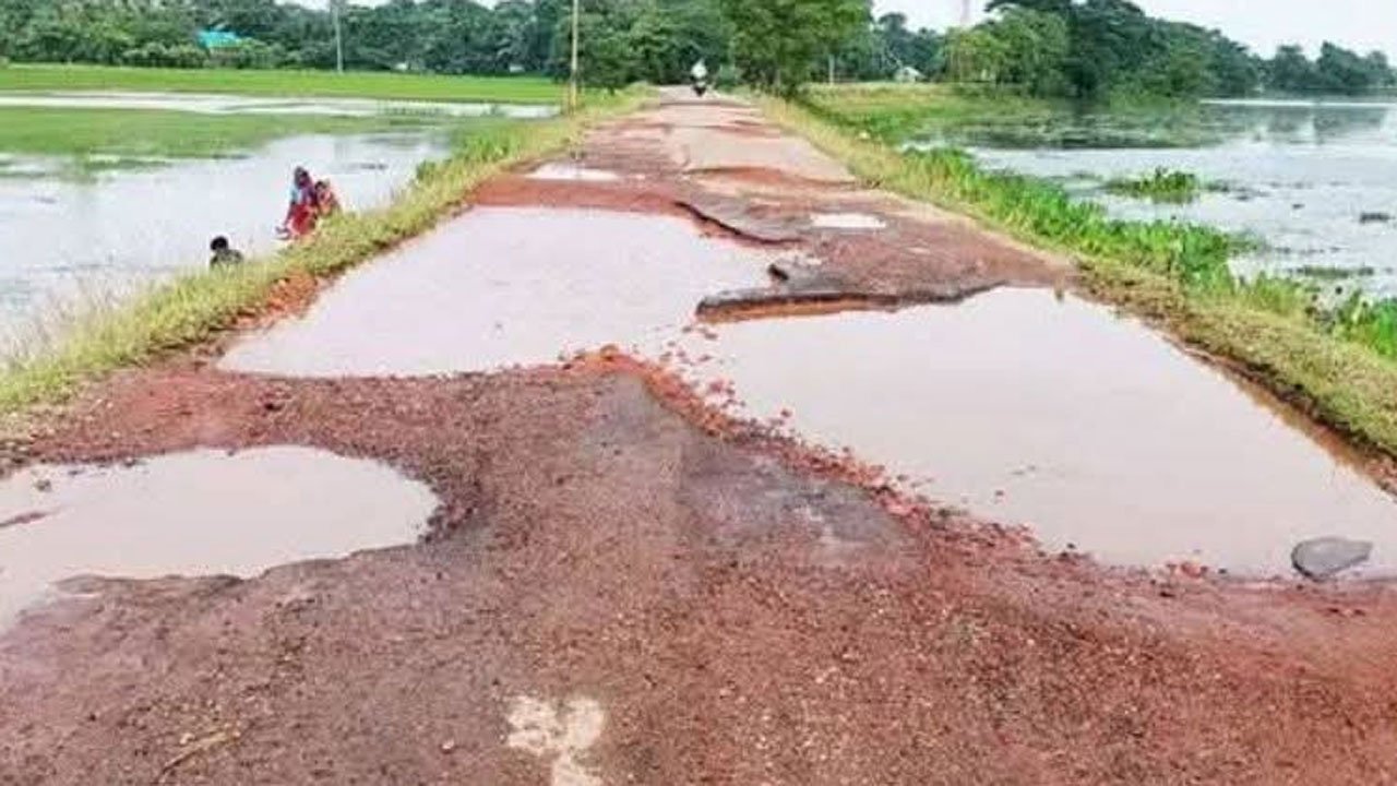 Jamalganj-Sunamganj road in poor condition