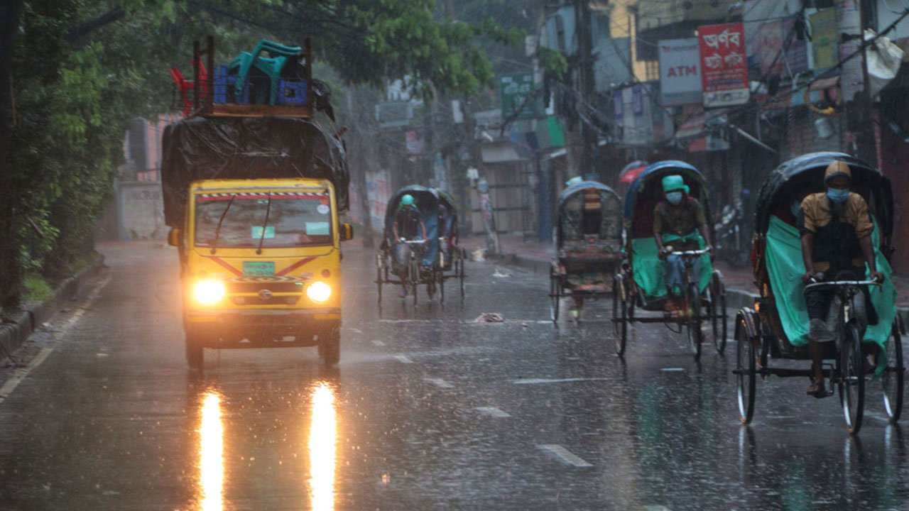 Chance of thunderstorms still today