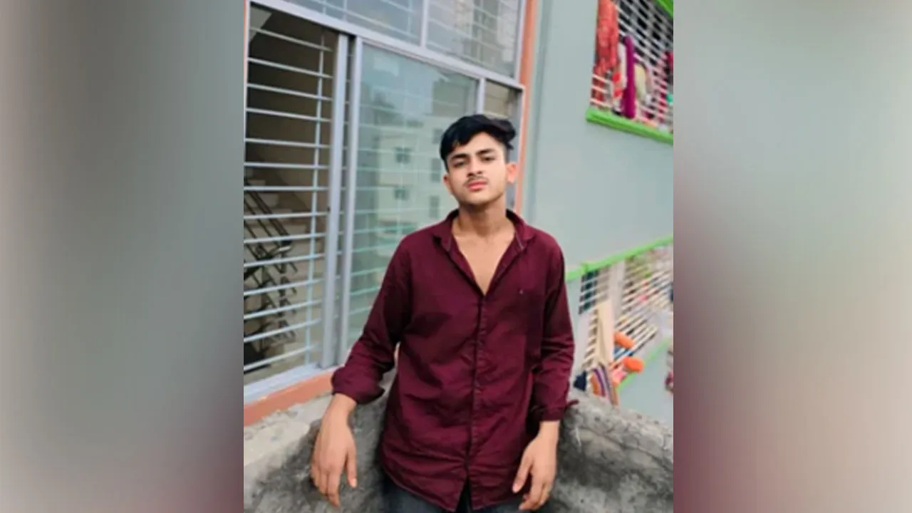 ‘আমি মারা গেলে তুমি শহীদের গর্বিত মা হবে’ : মাকে বলেছিল রেজাউল