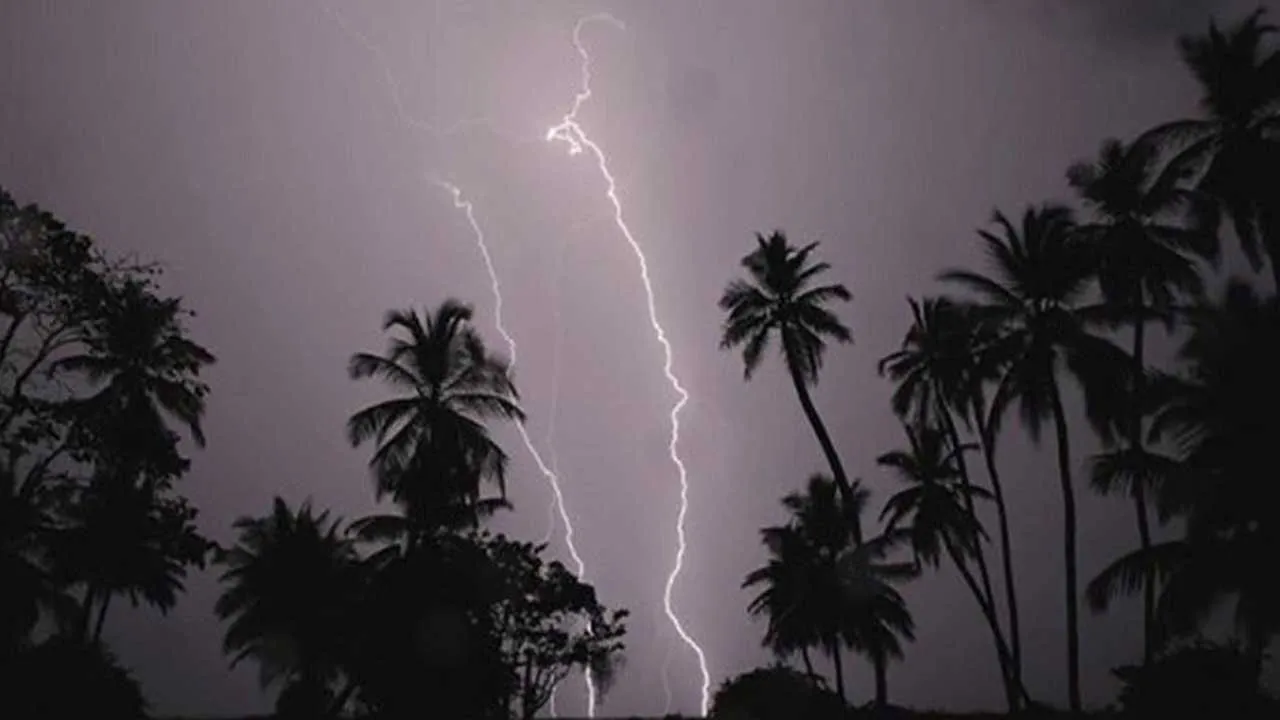 তাহিরপুরে বজ্রপাতে শ্রমিকের মৃত্যু