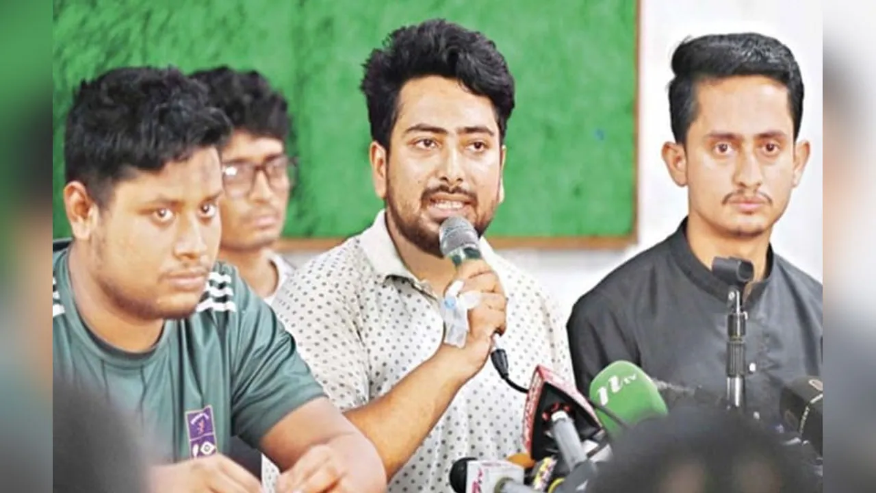 সারাদেশে চলে গণগ্রেফতার