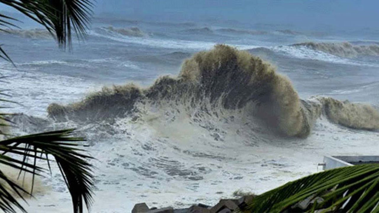 Deep depression in the Bay of Bengal