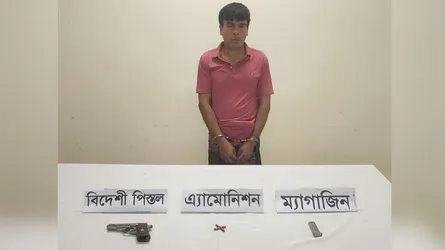 মেহেরপুরে সেনাবাহিনীর অভিযানে অস্ত্রসহ ডাকাত গ্রেফতার