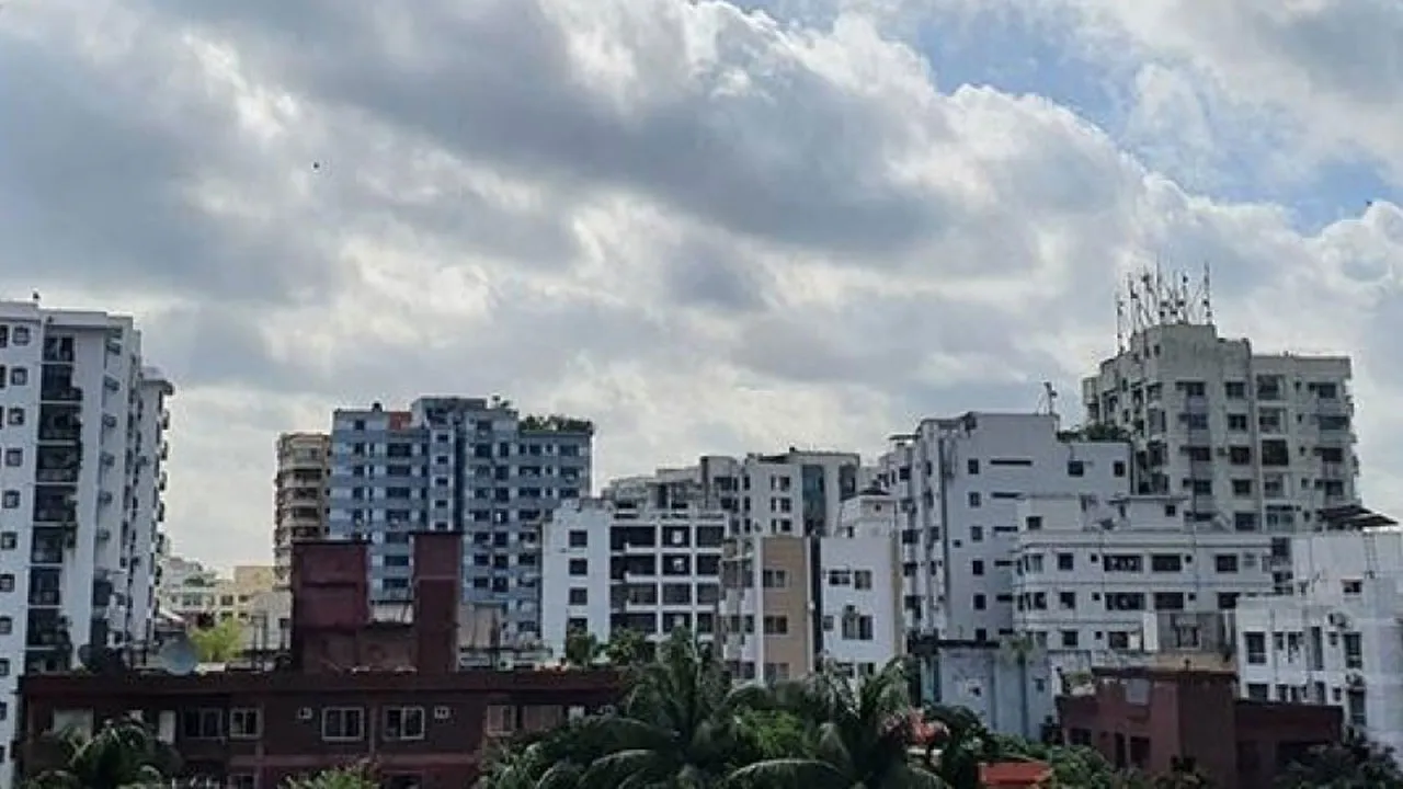 ঢাকায় আংশিক মেঘলা আকাশ, সারাদিন শুষ্ক আবহাওয়ার আভাস