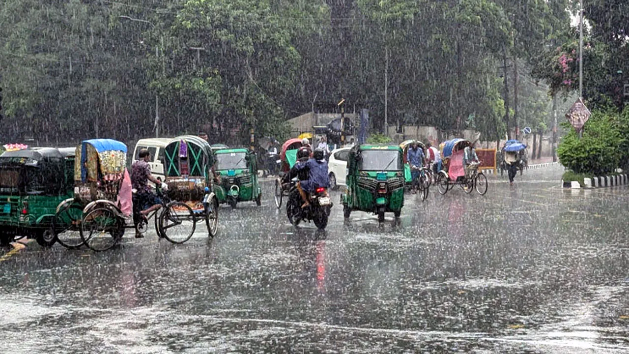 ঢাকায় বৃষ্টির সম্ভাবনা নেই, তাপমাত্রা থাকবে অপরিবর্তিত