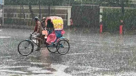 দেশের কোথাও কোথাও মাঝারি ধরনের ভারী বর্ষণের সম্ভাবনা