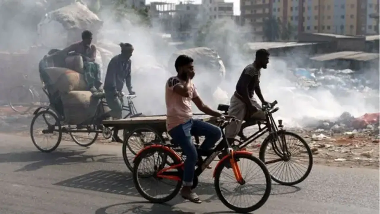 দূষিত বায়ুর শহরের তালিকায় দ্বিতীয় অবস্থানে ঢাকা