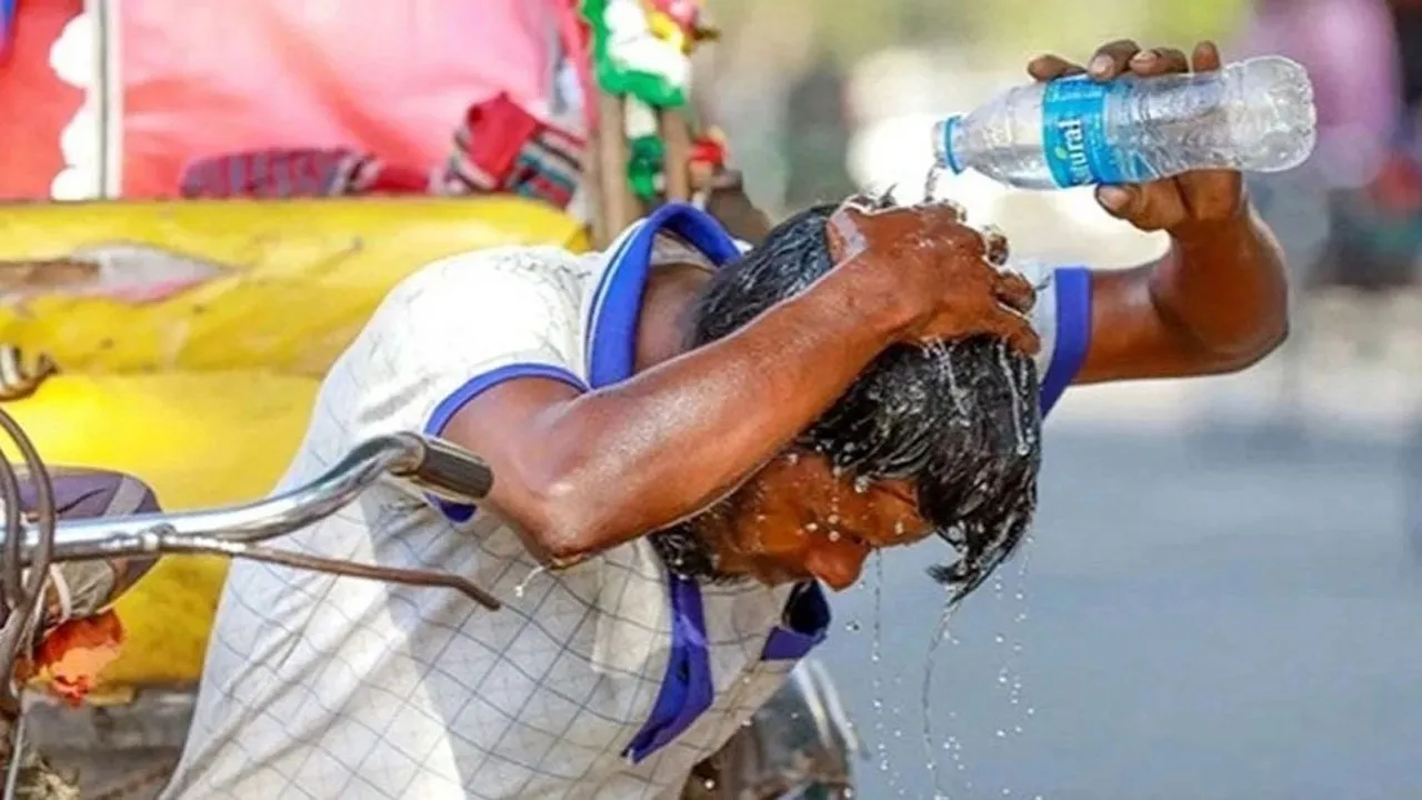 আজ সারাদেশে বইতে পারে তাপপ্রবাহ
