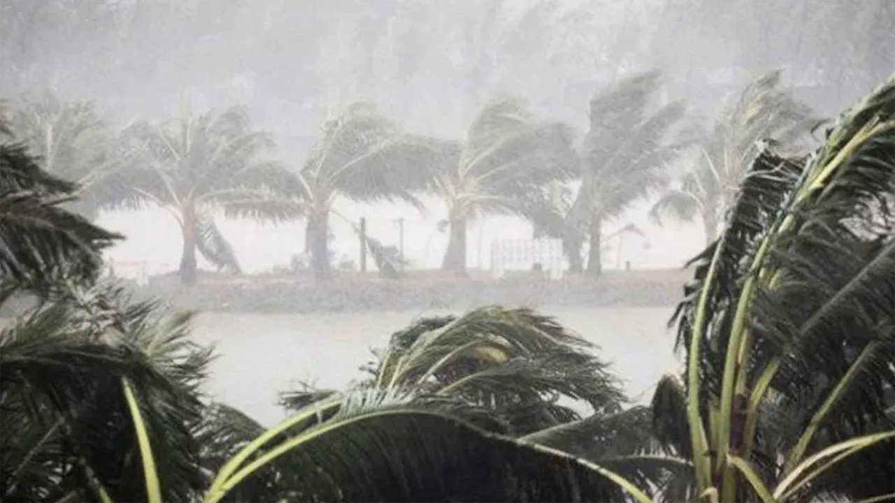 সন্ধ্যার মধ্যে ৭ জেলায় ৬০ কিমি বেগে ঝড়ের আভাস
