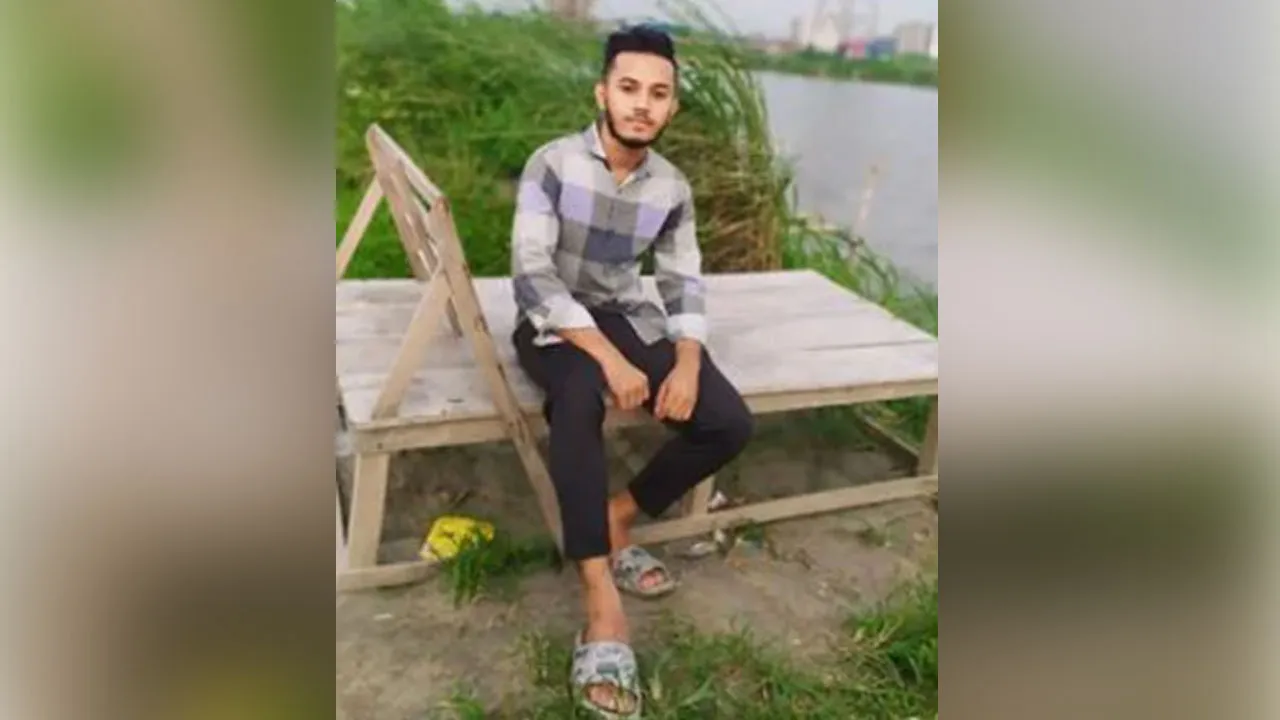 এখনো ছেলের ফেরার অপেক্ষায় থাকেন শহীদ জিহাদের মা