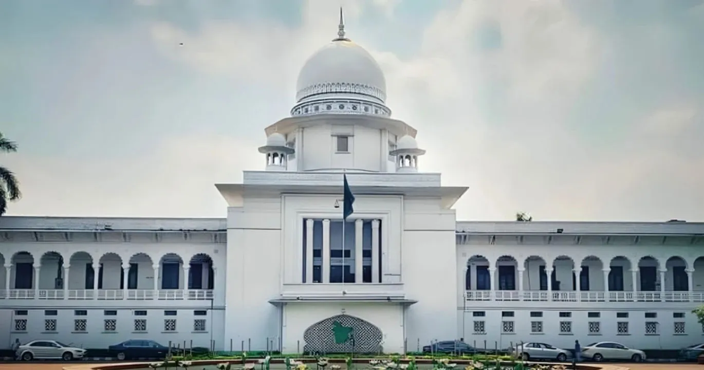 সুপ্রিম কোর্টের কর্মকর্তা-কর্মচারীর বিরুদ্ধে দুর্নীতির প্রমাণ পেলে তাৎক্ষণিক ব্যবস্থা