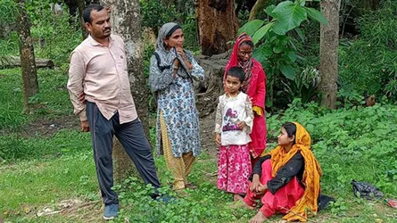 রামগড় সীমান্ত দিয়ে এক পরিবারকে পুশ-ইন করল বিএসএফ