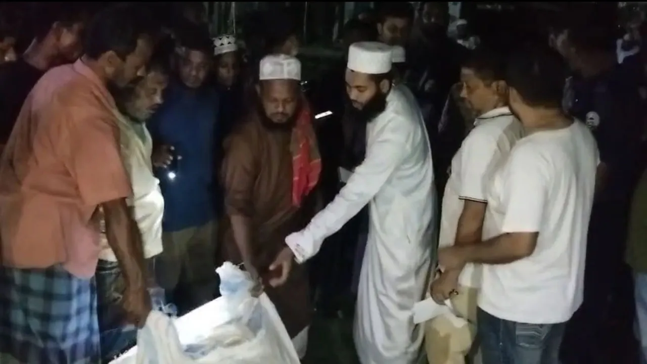 কলাপাড়ায় বাস থেকে ৩০ মণ সামুদ্রিক মাছ উদ্ধার