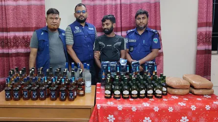 দাগনভূঞায় বিপুল পরিমাণ মাদকসহ যুবক গ্রেফতার