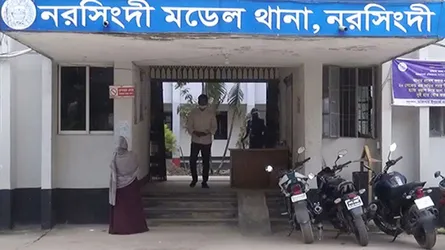 নরসিংদীতে বীর মুক্তিযোদ্ধার সন্তানকে কুপিয়ে হত্যা
