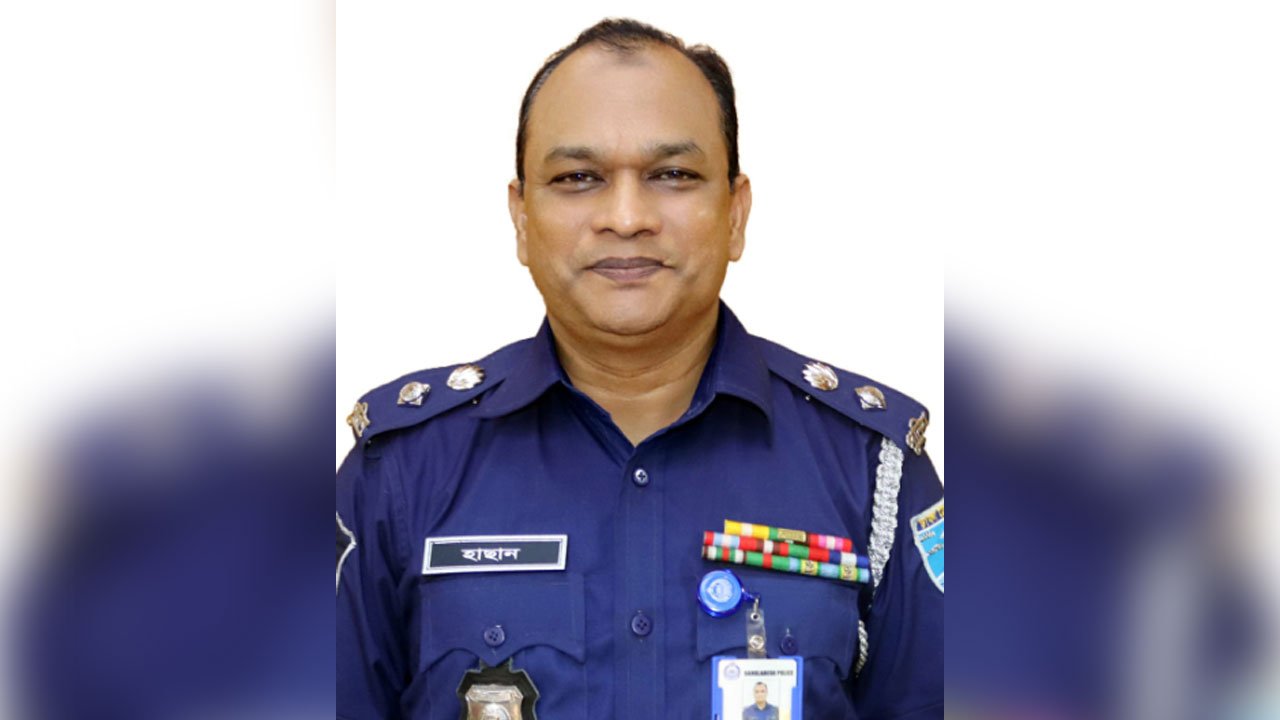 আব্দুল হামিদের দেশত্যাগ কাণ্ডে কিশোরগঞ্জের এসপি প্রত্যাহার