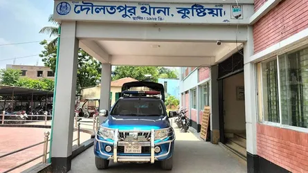 খুলনায় ঘের ব্যবসায়ীকে গলা কেটে হত্যা