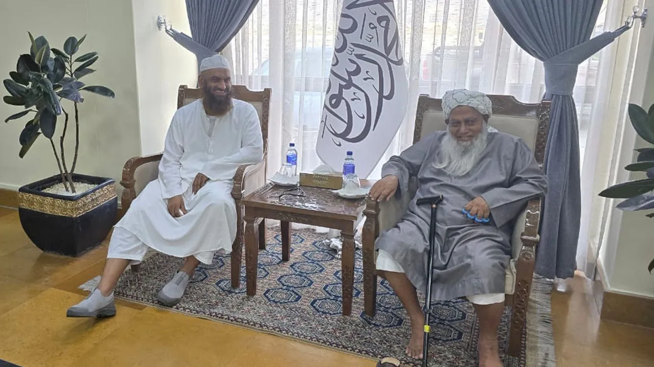 আফগানিস্তান সফরে মামুনুল হকের নেতৃত্বে ওলামা প্রতিনিধি দল