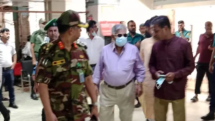 ঢামেকে নুরের খোঁজ নিতে এলেন ব্রিগেডিয়ার সাখাওয়াত