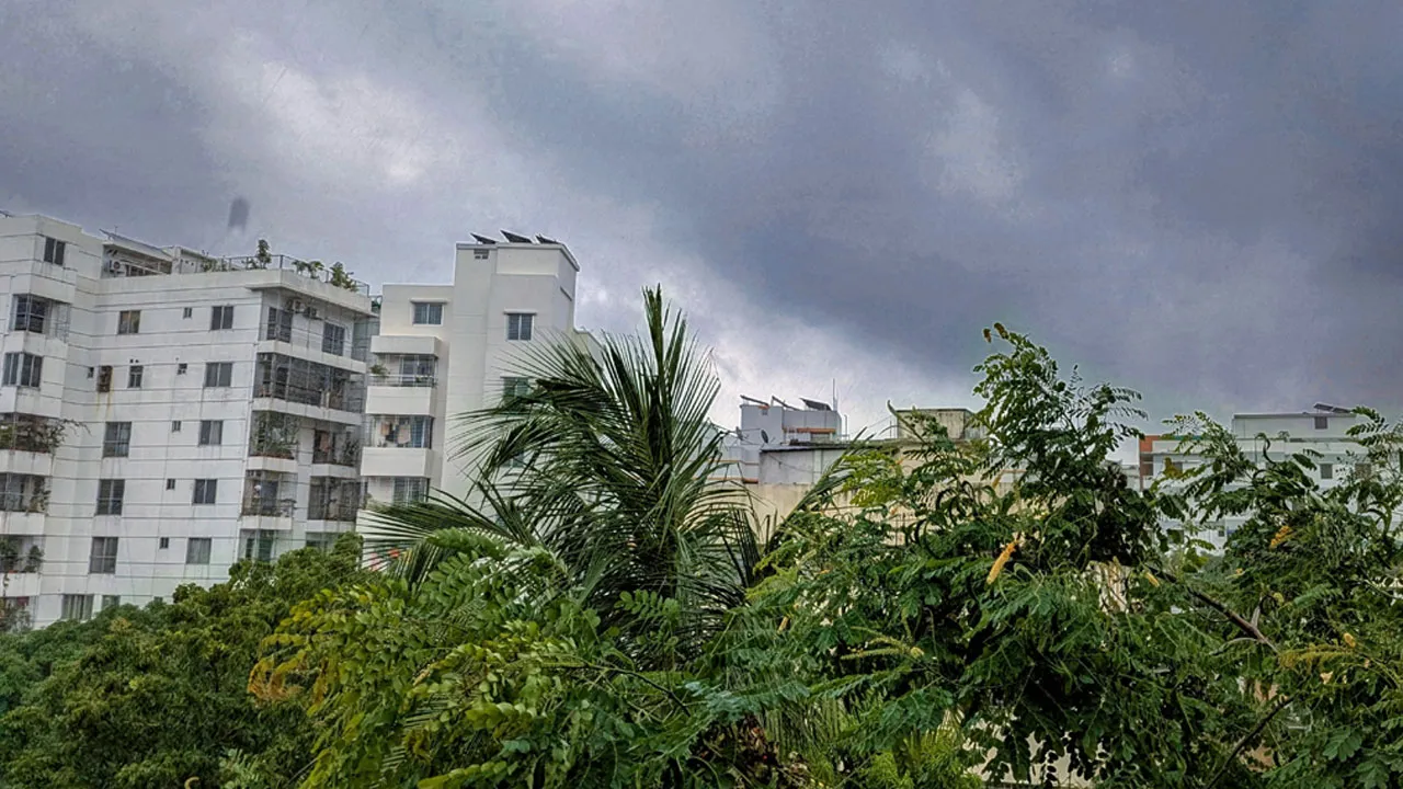 ঢাকার বাতাস আজ কানাডা, ফিনল্যান্ডের রাজধানীর চেয়েও স্বাস্থ্যকর