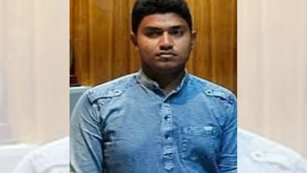 সোনাগাজীতে ছাত্রলীগ নেতা গ্রেফতার