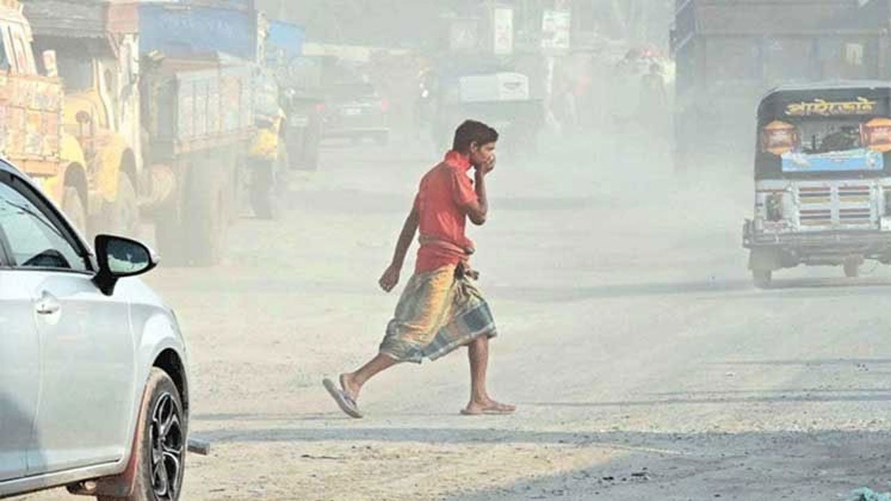ছুটির দিনেও ঢাকার বাতাসের মান অস্বাস্থ্যকর