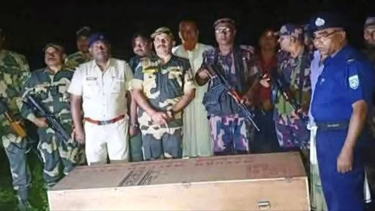 বিএসএফের গুলিতে নিহত কৃষকের লাশ ফেরৎ