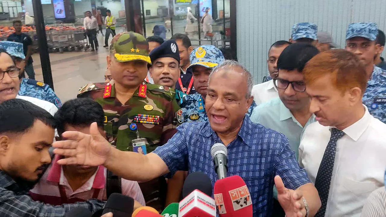 বিমানবন্দরে অগ্নিকাণ্ড তদন্তে ৪ দেশের বিশেষজ্ঞ দল আসছে