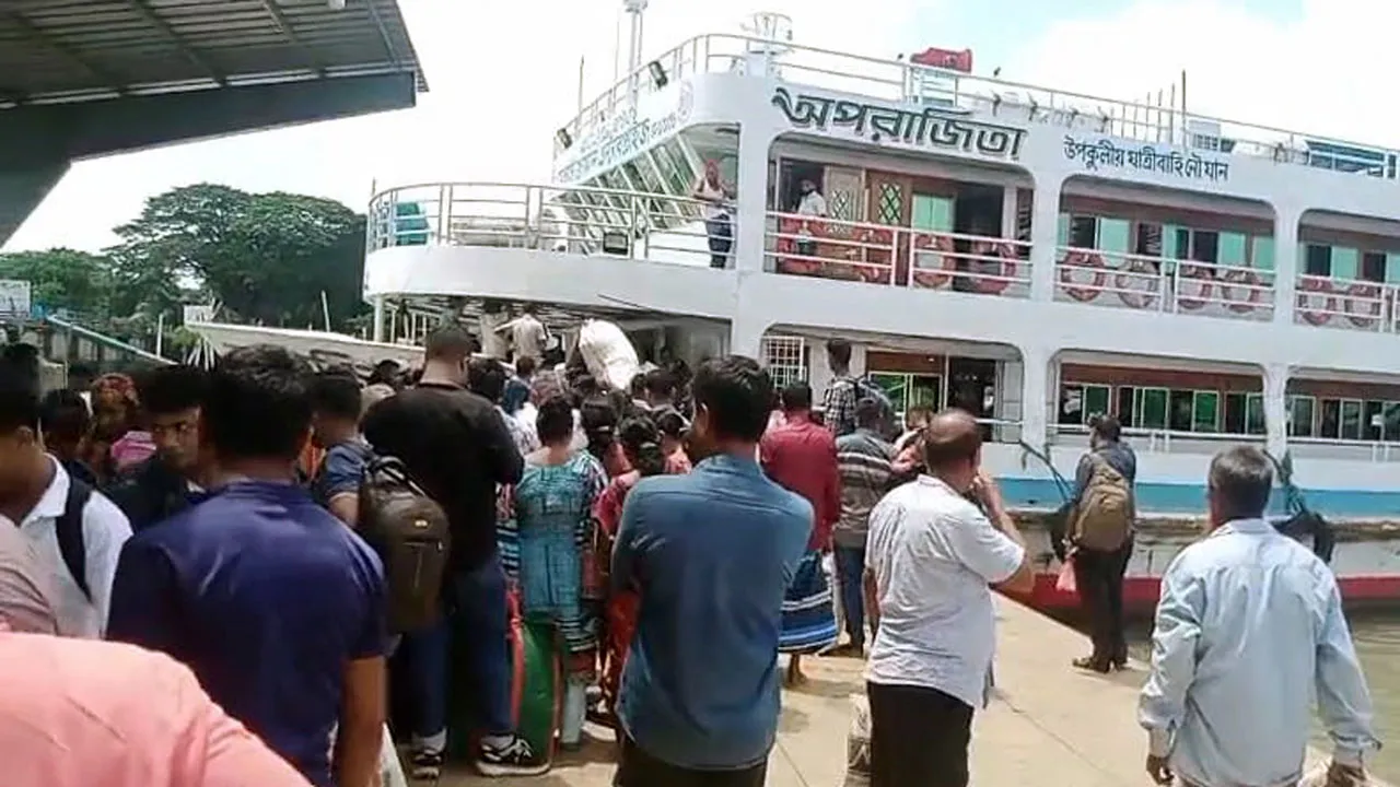 এক সপ্তাহ পর ভোলা থেকে যাত্রীবাহী নৌ-যান চলাচল শুরু