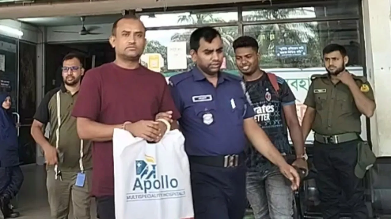 বেনাপোল ইমিগ্রেশনে যুবলীগ নেতা গ্রেফতার