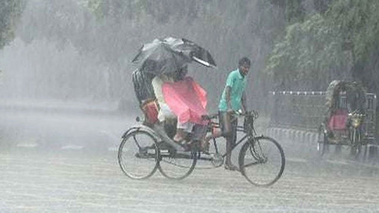 Rain in Dhaka