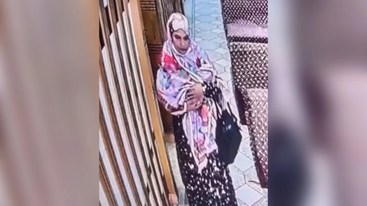 নরসিংদীতে চুরি হওয়া নবজাতক উদ্ধার