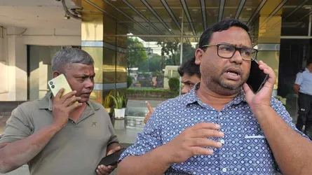 খুলনায় দুই সাংবাদিকের ওপর দুর্বৃত্তদের হামলা