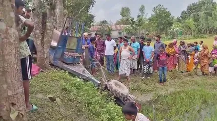 রংপুরে ট্রলির ধাক্কায় নিহত ১, আহত ১৫