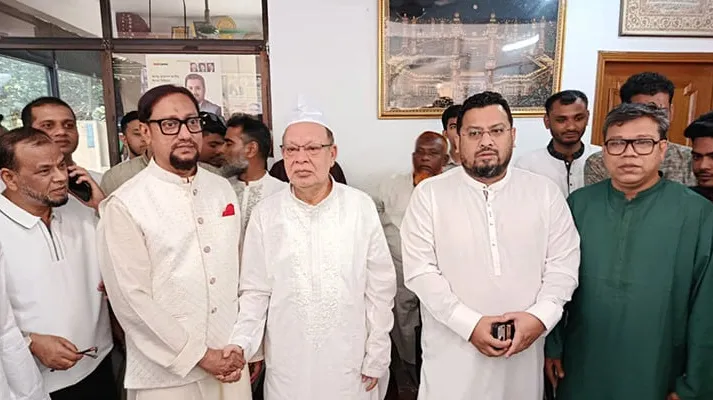 ভূমি প্রতিমন্ত্রী মীর হেলালের ঈদ পুনর্মিলনীতে মানুষের ঢল