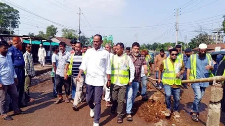 পরিচ্ছন্নতা কার্যক্রমে অংশ নিলেন প্রাণিসম্পদ প্রতিমন্ত্রী