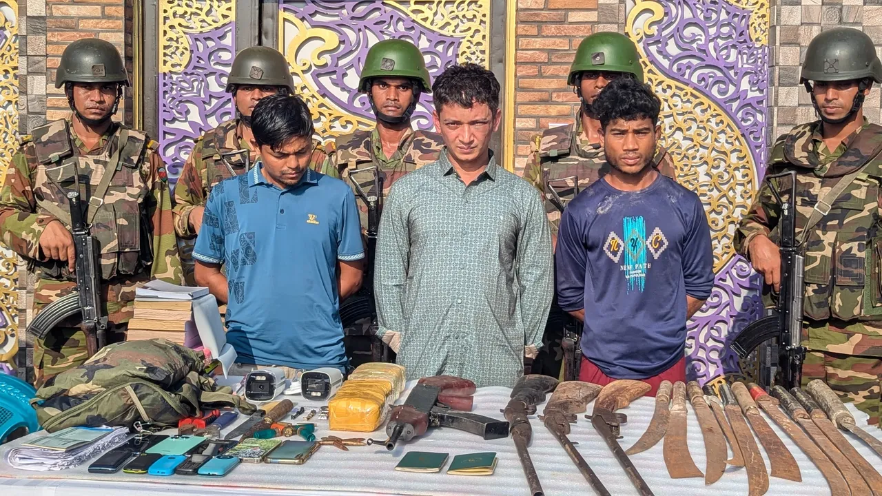 সীমান্তের ডন শাহীন সেনাবাহিনীর হাতে গ্রেফতার