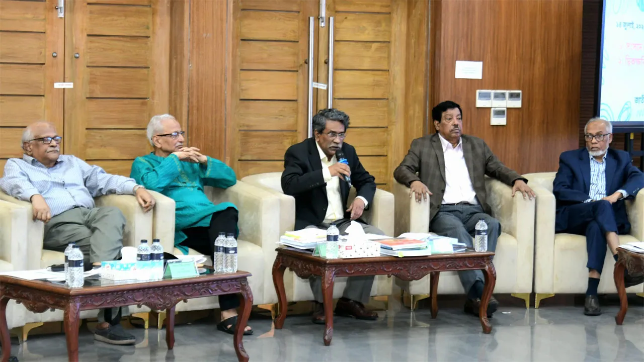 প্রতিরোধের মুখে ফ্যাসিবাদী সরকার পিছুহটতে বাধ্য হয়
