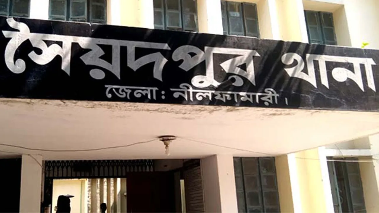 সৈয়দপুরে দরজা তালার কড়াকেটে ৫টি গরু চুরি
