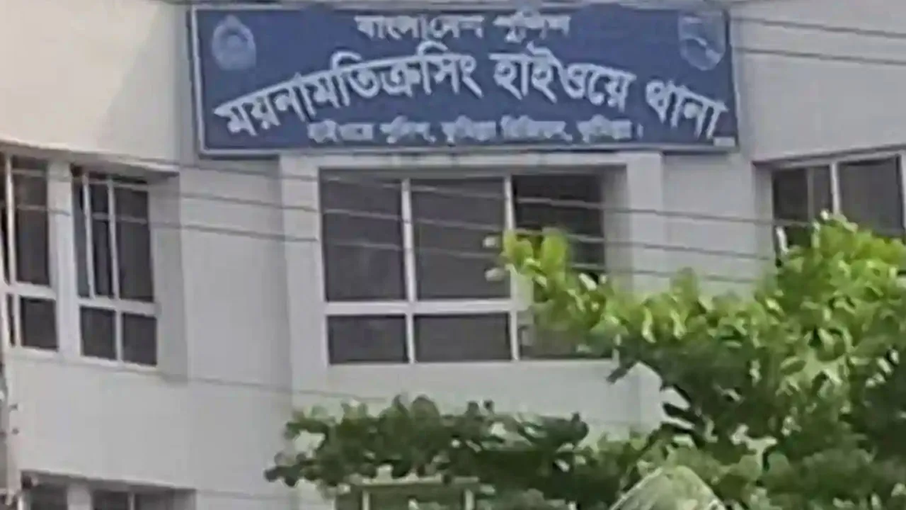 কুমিল্লায় বাসচাপায় ২ তরুণ নিহত
