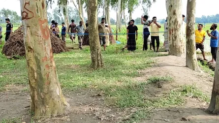 দেবীগঞ্জে ধানক্ষেত থেকে লাশ উদ্ধার