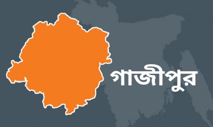ট্রেনের ধাক্কায় বিএনপি নেতা বাস চাপায় ভ্যান চালক নিহত