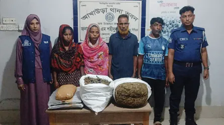 আখাউড়ায় গাজাসহ ৪ মাদক কারবারি গ্রেফতার