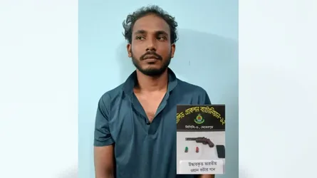 গাংনীতে আগ্নেয়াস্ত্রসহ একাধিক মামলার আসামি গ্রেফতার