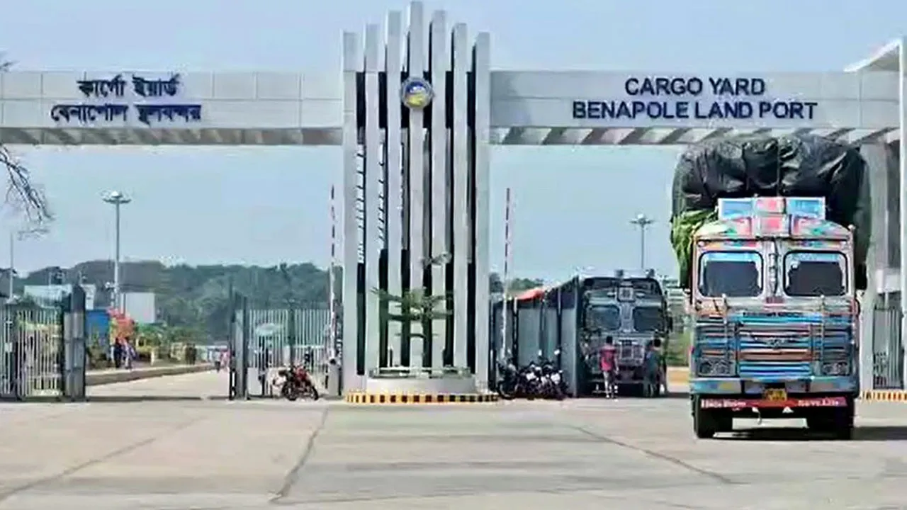ঈদের ছুটি শেষে স্থলবন্দরগুলো দিয়ে ফের আমদানি-রফতানি শুরু