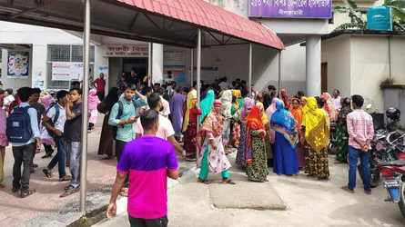 উত্তরা ইপিজেডে শ্রমিক-পুলিশ-সেনাবাহিনী সংঘর্ষে নিহত ১