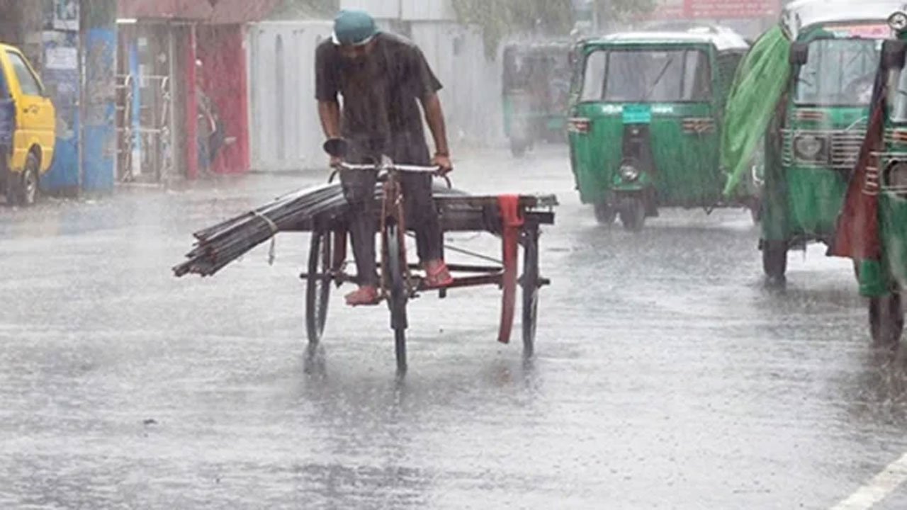 Heavy rainfall likely in Mymensingh, Chittagong and Sylhet divisions